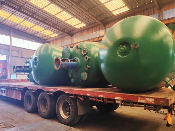 山東反應釜供應廠家